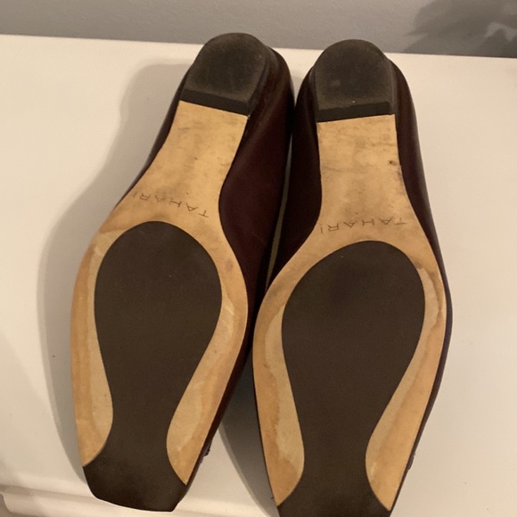 Brown Tahiti dress flats. Good used condition. Good shoe. Nice for work - Picture 3 of 7